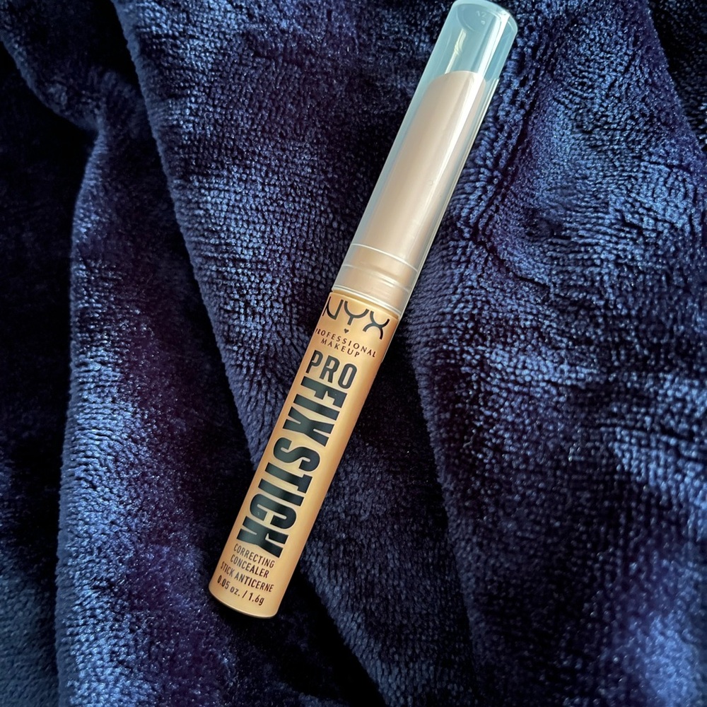 Brand New NYX PRO FIX Stick Correcting Concealer – Dark Peach, 1.6g